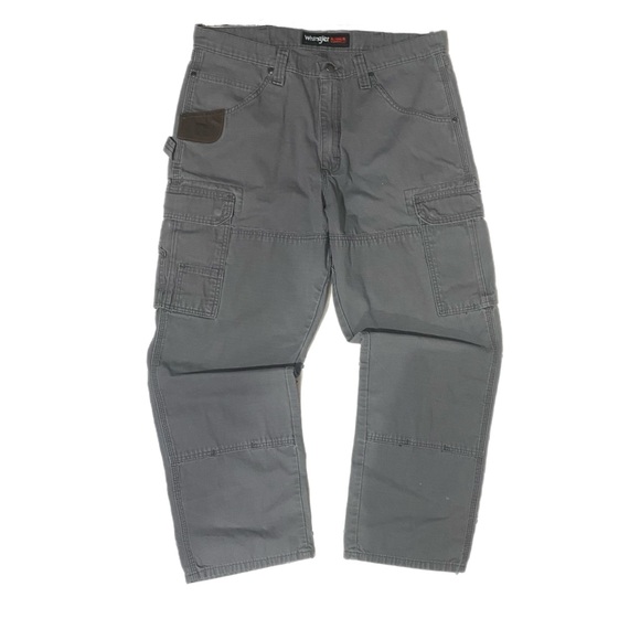 Wrangler - Picture 2 of 3